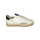 Sneakers 2B12 in pelle bianca e navy blue con lacci
