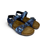 Sandali BIOFASHION in ecopelle camouflage blu/azzurro con fibbie