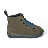 Polacchino PANCHIC in suede taupe con lacci e cerniera