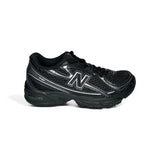 Sneakers ginniche NEWBALANCE 740 nero/silver con lacci elastici