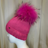 Cappello fuxia GIO HIGUAMY misto lana con  pompon in mourmansky
