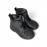 Anfibio BALOCCHI in pelle nera con stampa cuoricini, lacci e zip interna