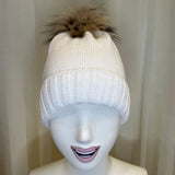 Cappello bianco GIO HIGUAMY misto lana con pompon in mourmansky