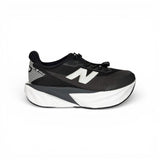 Sneakers ginniche NEWBALANCE FuelCell nera con laccio elastico
