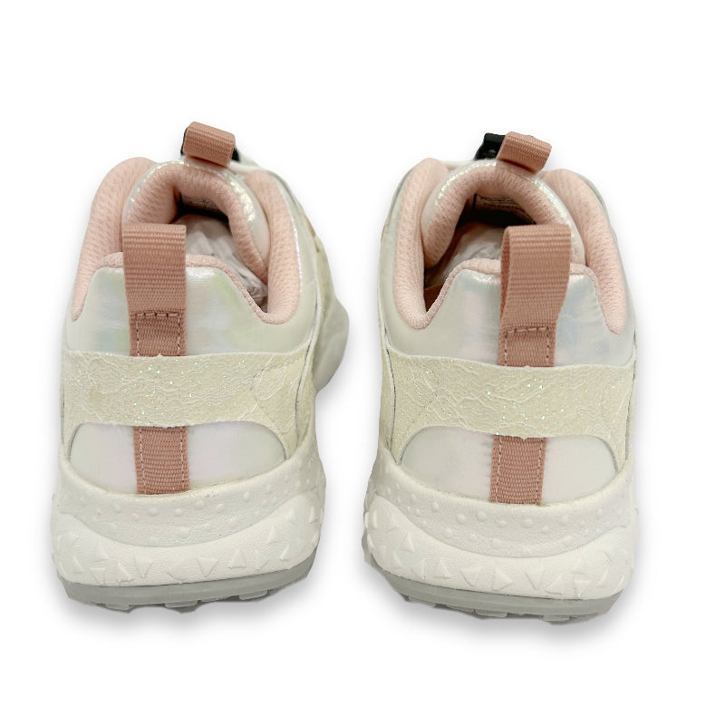 FLOWER MOUNTAIN by Naturino: le sneakers 100% vegan in tessuto tecnico bianco perlato ed ecopelle off white