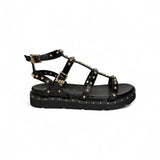 Sandali PATRIZIA PEPE GIRL in ecopelle nera con borchie oro