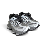 Sneakers ginniche NEWBALANCE 9060 grigio degradee con laccio elastico