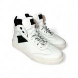 Sneaker DIANETTI  in pelle bianca e nera con lacci e zip laterale